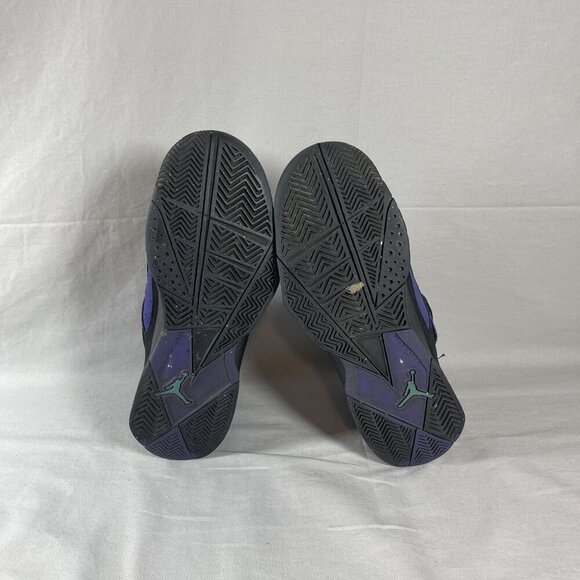 Nike Air Jordan True Flight Black Purple Mid-Top Basketball Sneakers Shoe Size 6 - Picture 8 of 9